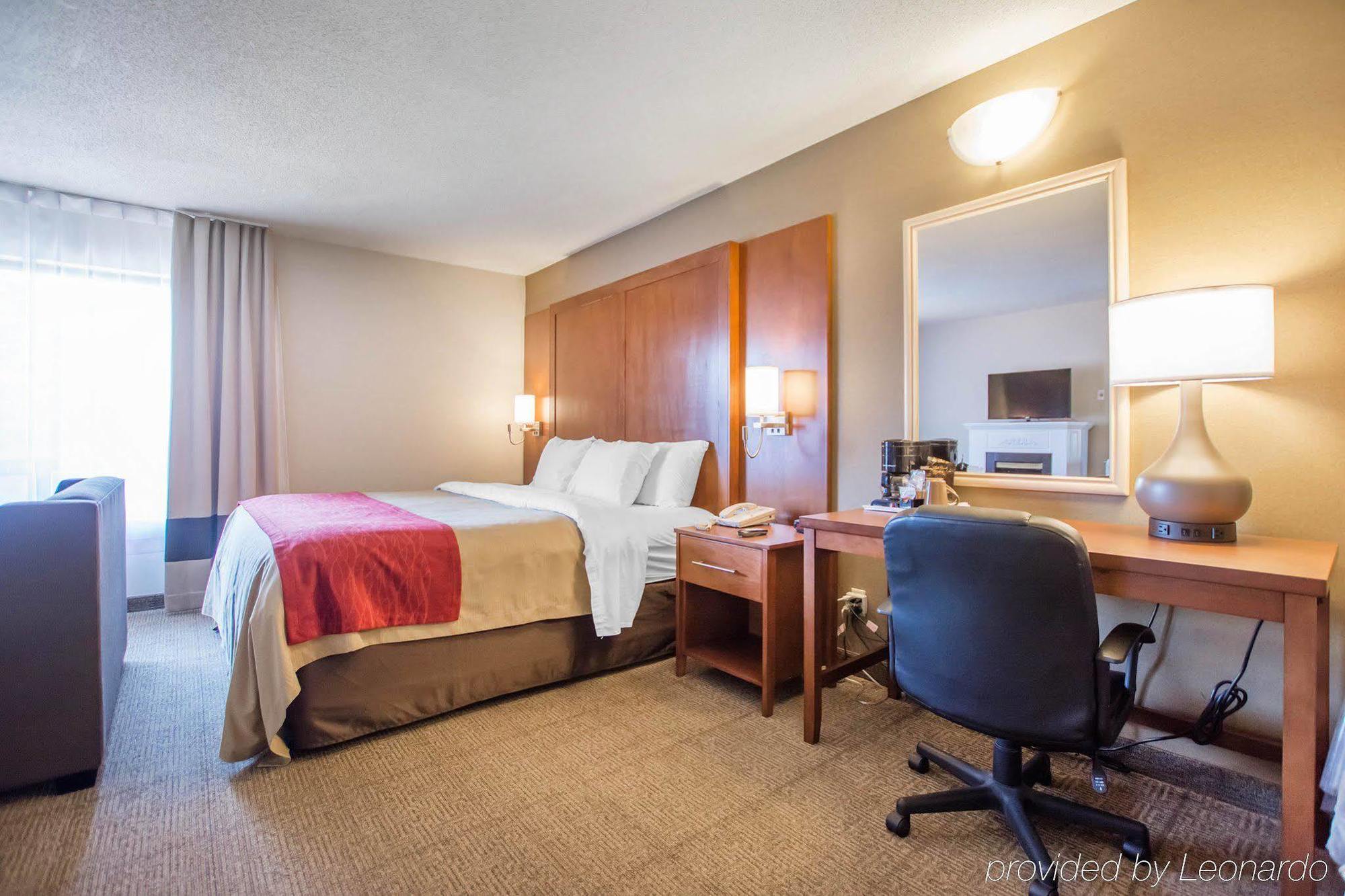 בת'רסט Comfort Inn מראה חיצוני תמונה